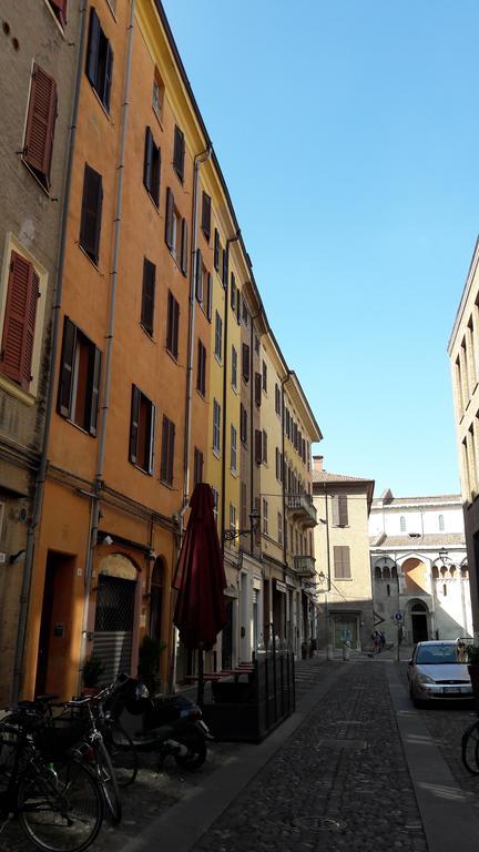 Attico Del Duomo Módena Exterior foto
